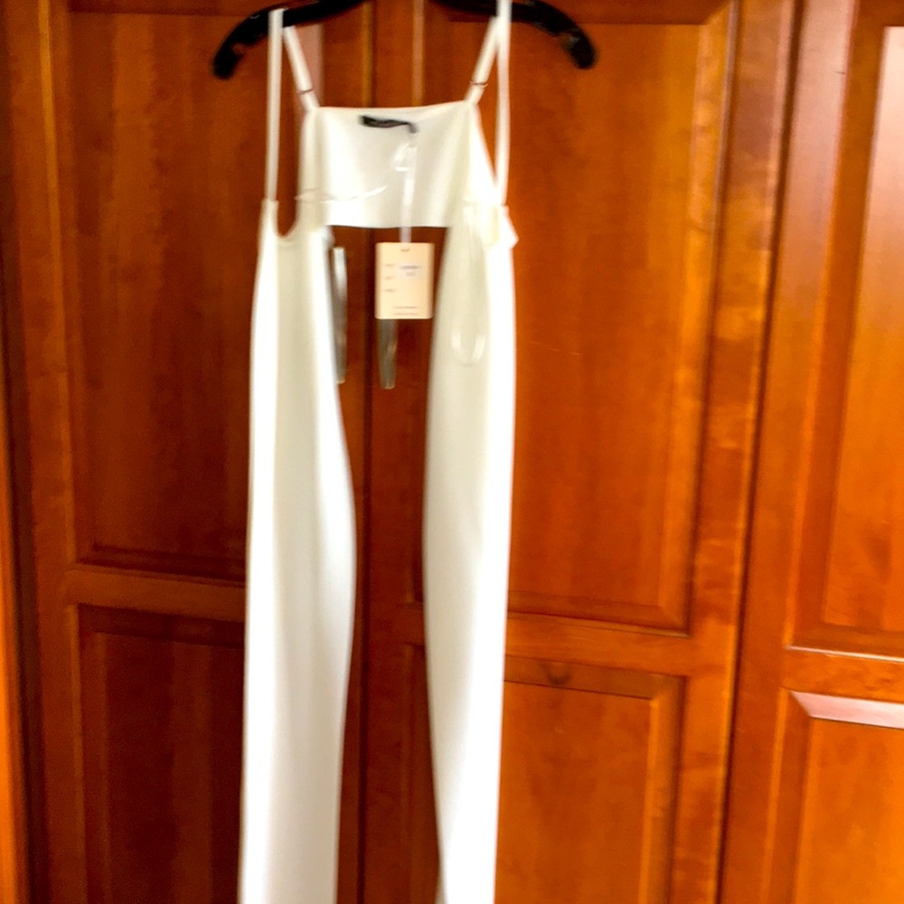 Women’s white crop wrap top new with tags